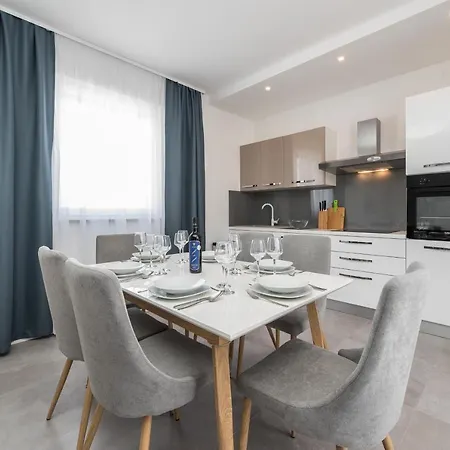 Villa Exclusive Villas &