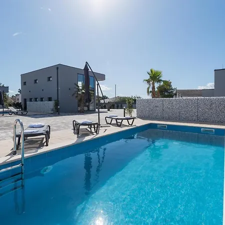 Exclusive Villas Resort&spa Vir