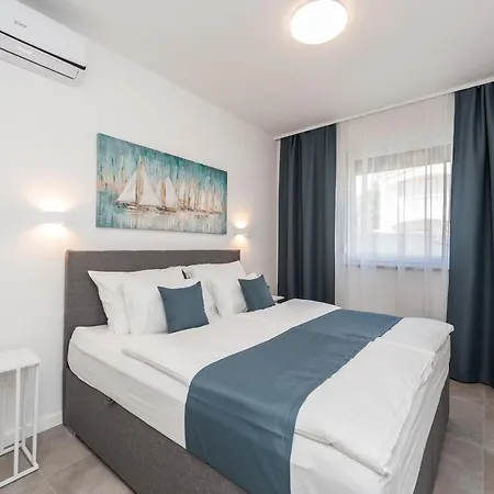 Villa Exclusive Villas &