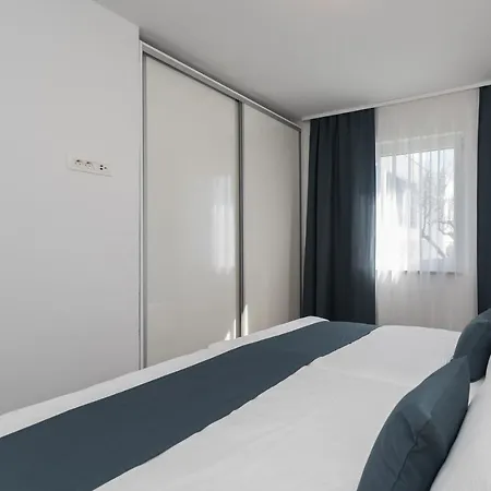 Exclusive Villas & Villa *