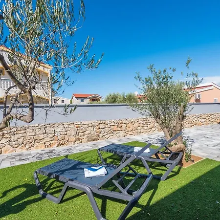 Exclusive Villas & Villa