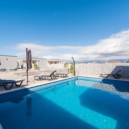 Exclusive Villas &